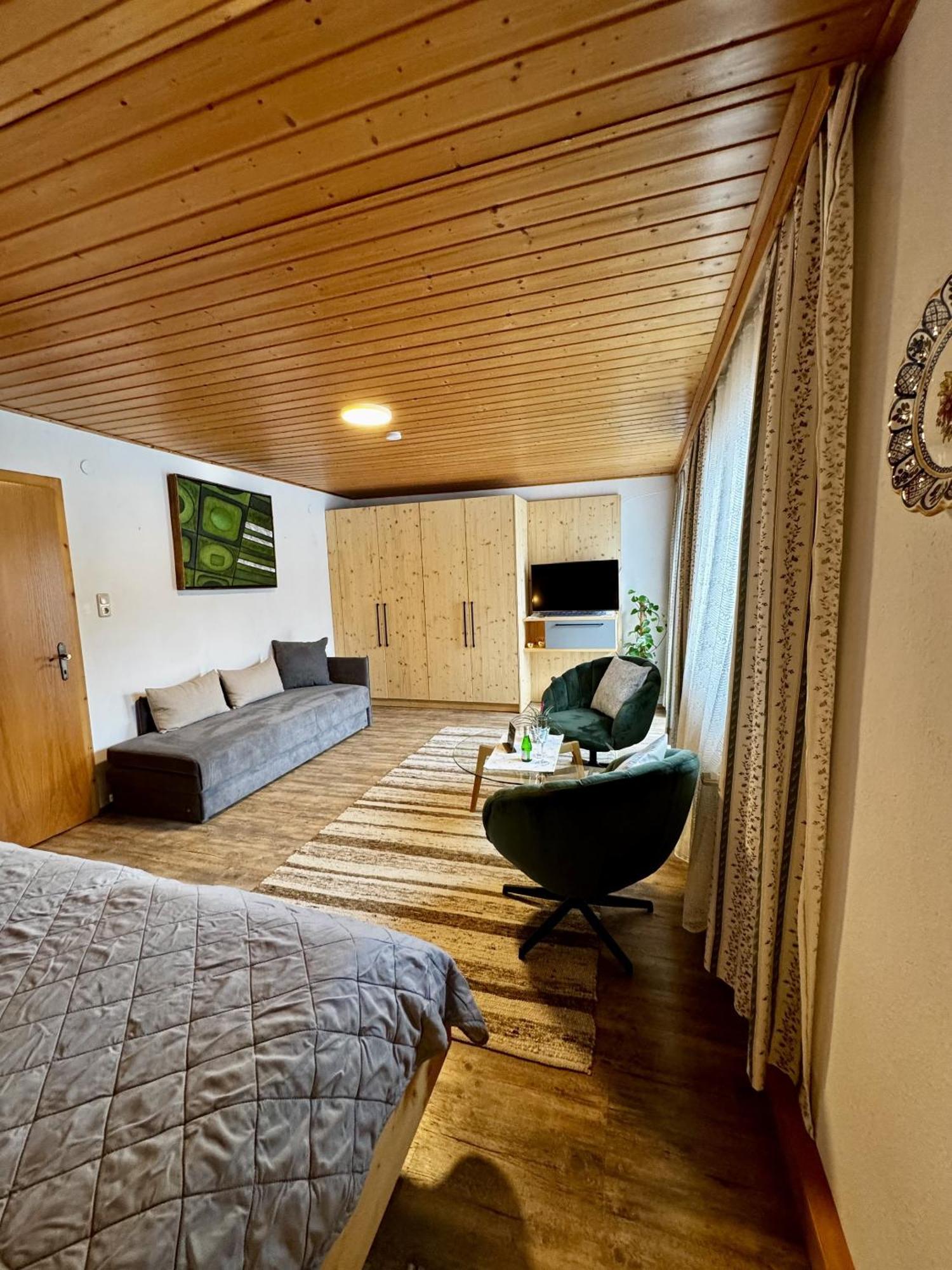 Heli'S Holiday Suites, 8992 Altaussee, Suites "Dachstein", "Sarstein", "Trisselwand" Номер фото